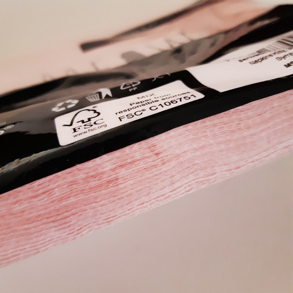 Sleeping Cat Face Napkins Pack of 20 - Picture 3 of 4